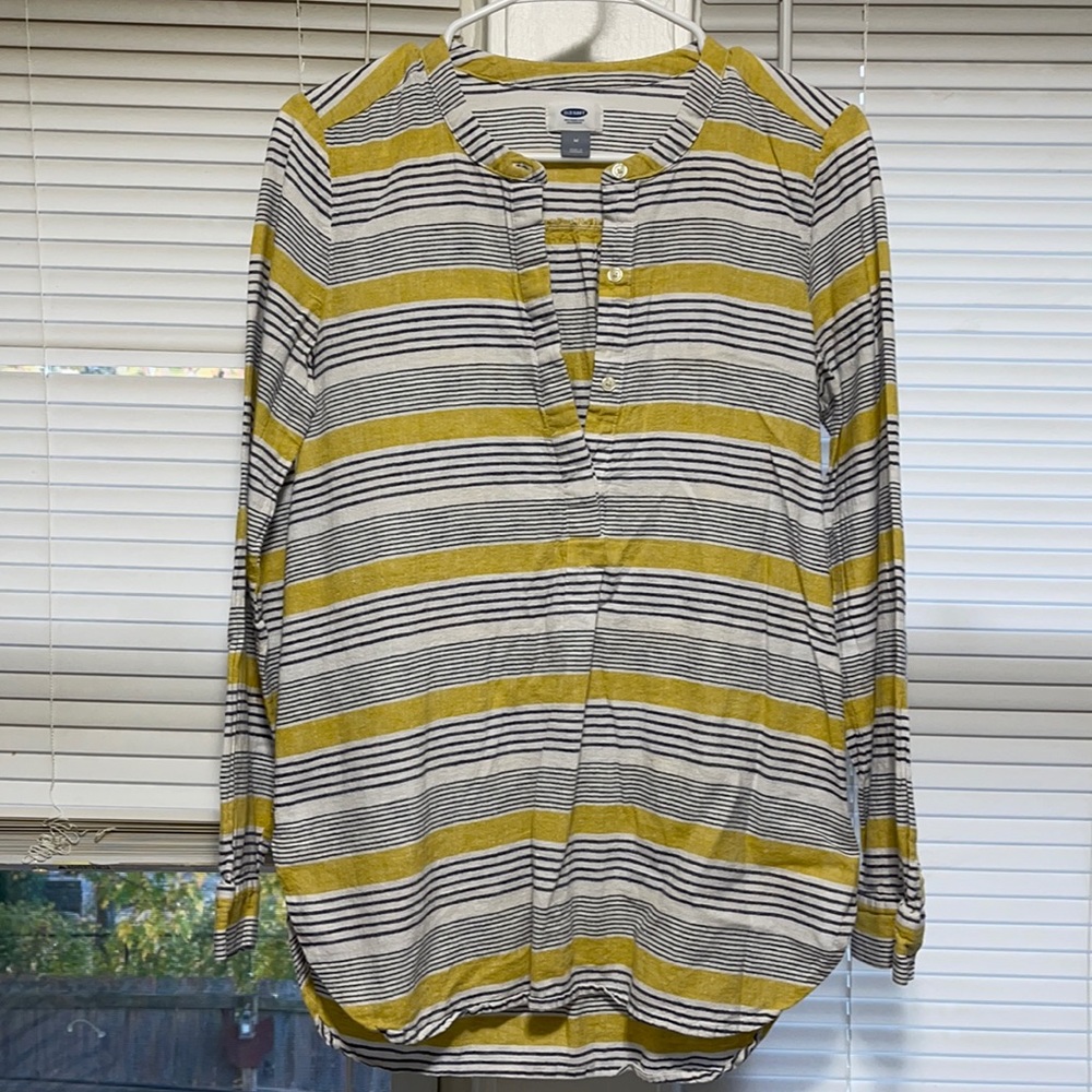 Long sleeve, button down tunic